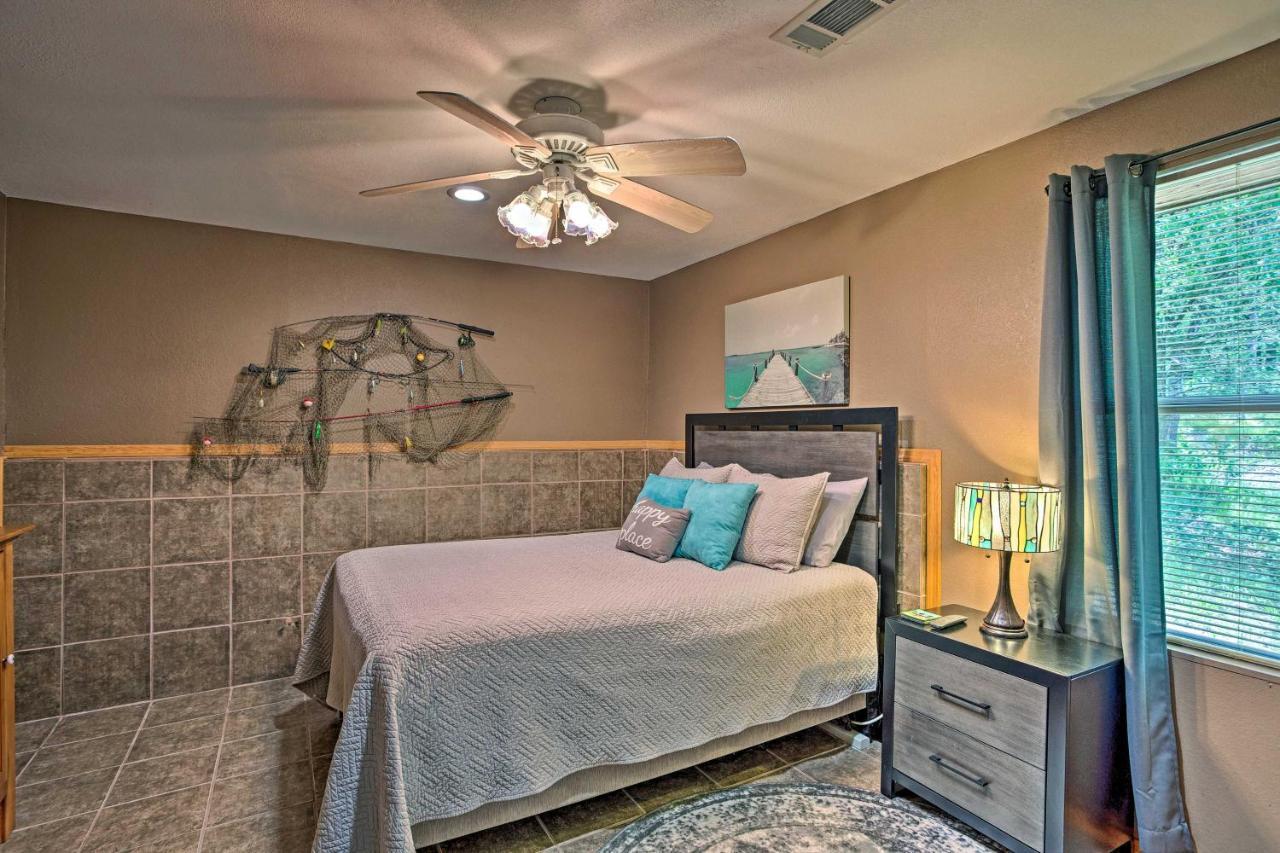 Lake Texoma Cabin - 1 Mi To Park And Boat Ramp! Willow Spring ภายนอก รูปภาพ